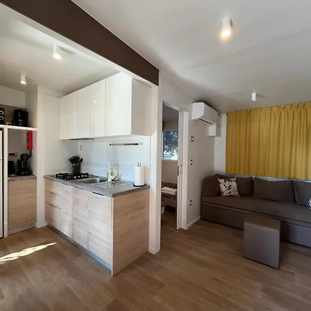 House, Soline, Biograd Na Moru