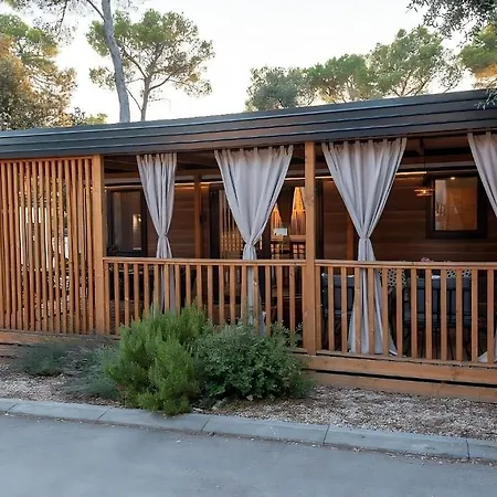 House, Soline, Biograd Na Moru