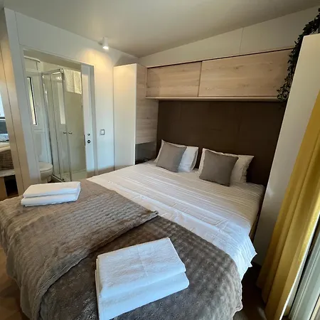 Camping House, Soline,