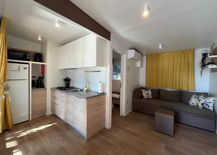 House, Soline, Biograd Na Moru